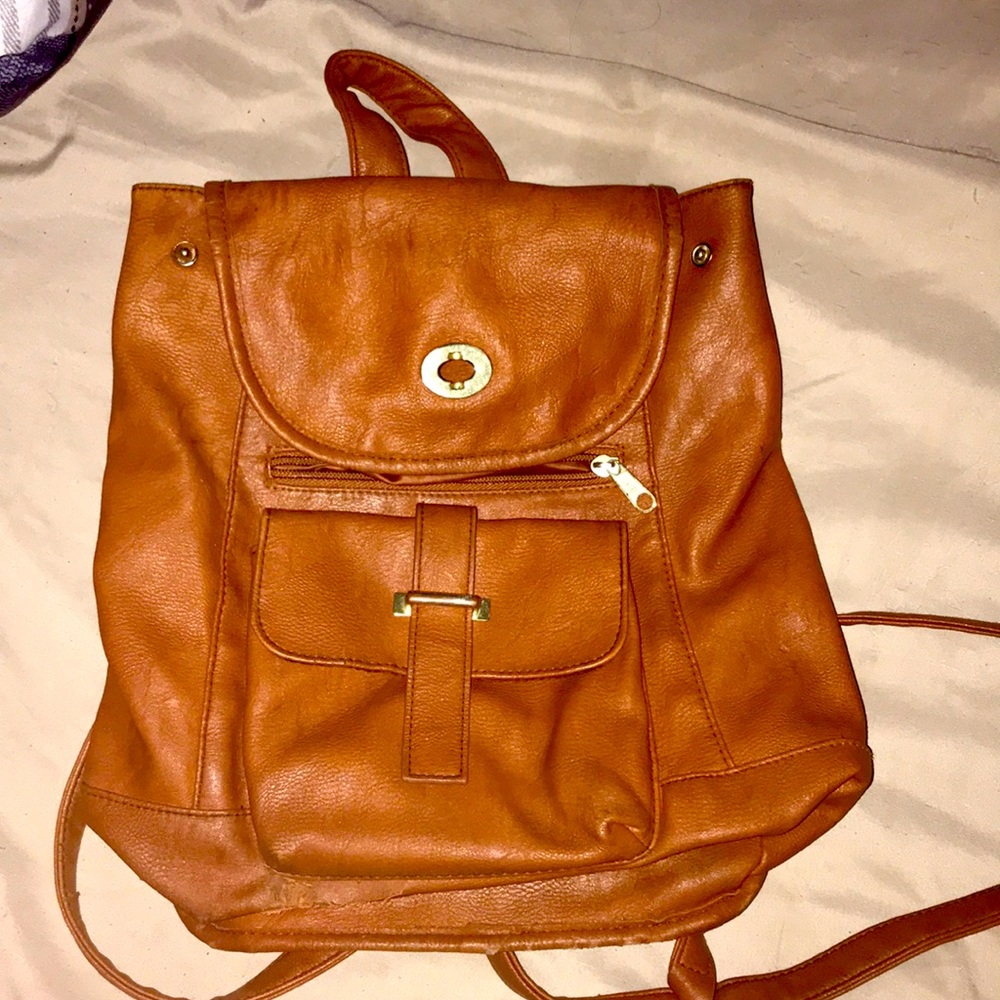 Brown purse/backpack